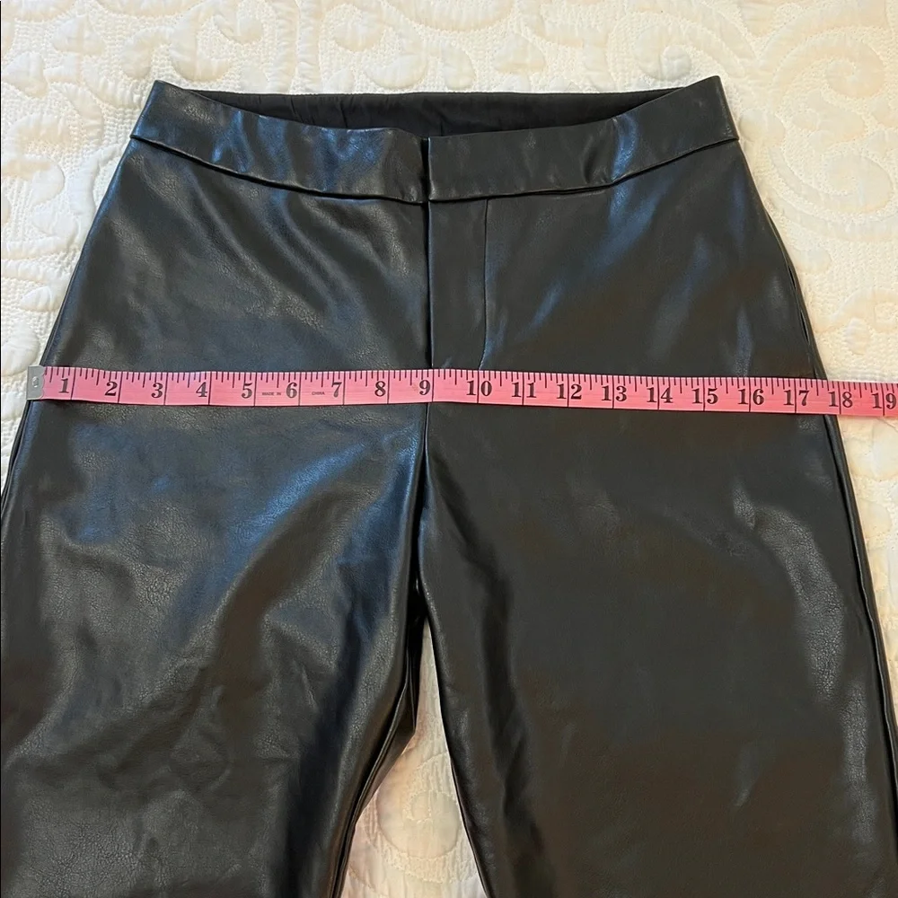 Lola and Sophie Vegan Faux Leather Cropped Black Pants Stretch Trousers Size 2